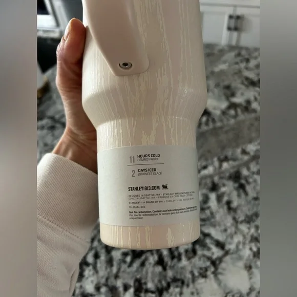 Stanley Birch Woodgrain 40 oz Quencher Protour Flip Straw Tumbler Rare Leakproof - Picture 7 of 10